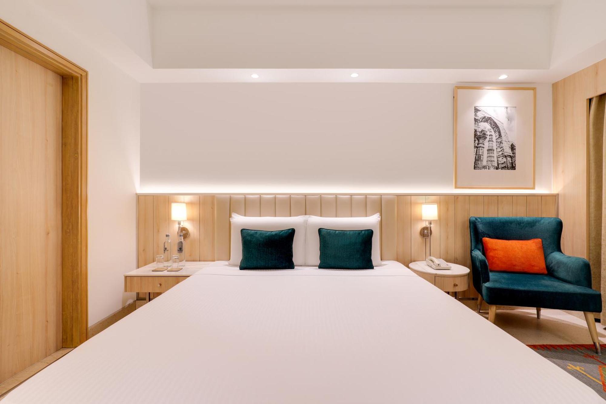Lemon Tree Premier, Delhi Airport Hotel New Delhi Ngoại thất bức ảnh A room at the hotel
